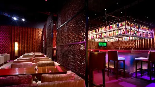 ताज प्रेसिडंटतले एक रेस्तरॉं