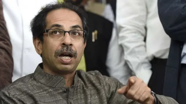 உத்தவ் தாக்கரே