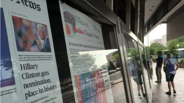 50 eyaletten gazetelerin manşetlerine bakıldığında, yalnızca 19'unda Hillary Clinton vardı.