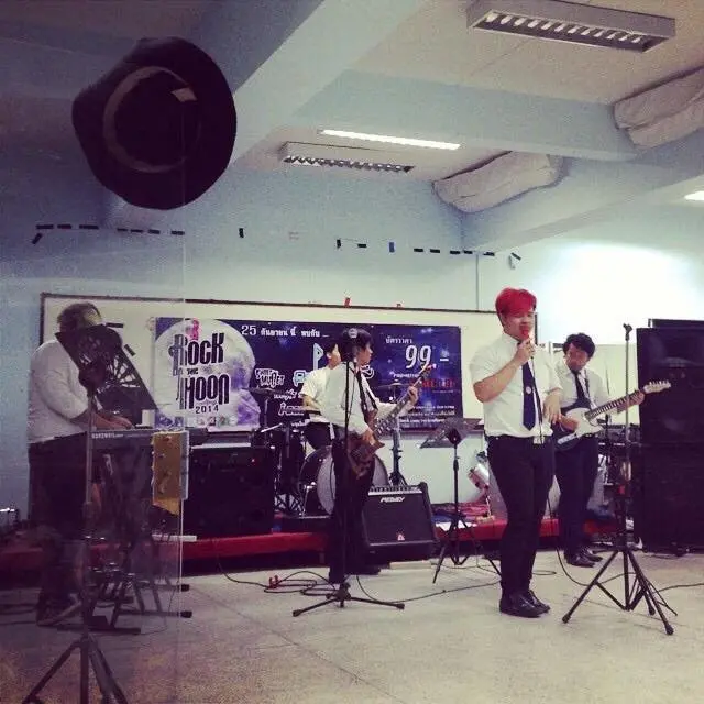 แบงค์กี้ ธนภัทร์