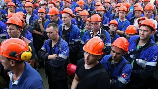 Работники предприятия Гродно Азот