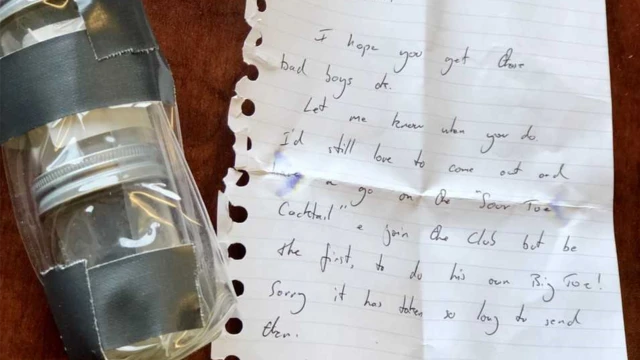 La carta escrita a manos que Griffiths envió al hotel Downtown.