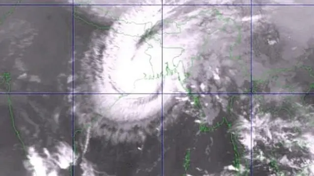 ঘূর্ণিঝড় বুলবুলের সবশেষ অবস্থান। বাংলাদেশ আবহাওয়া দপ্তরের উপগ্রহ চিত্র।