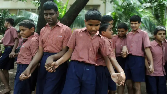 స్కూలు పిల్లలు