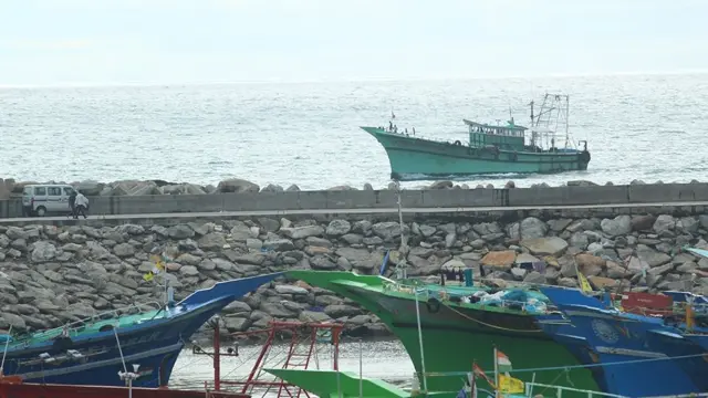 ஏமன் நாட்டிலிருந்து தப்பிவந்த மீனவர்கள்: சினிமாவை மிஞ்சும் நிஜ சம்பவம்