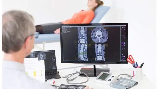 ઍન્કીલોઝઈંગ સ્પૉન્ડેલાઇટીઝ