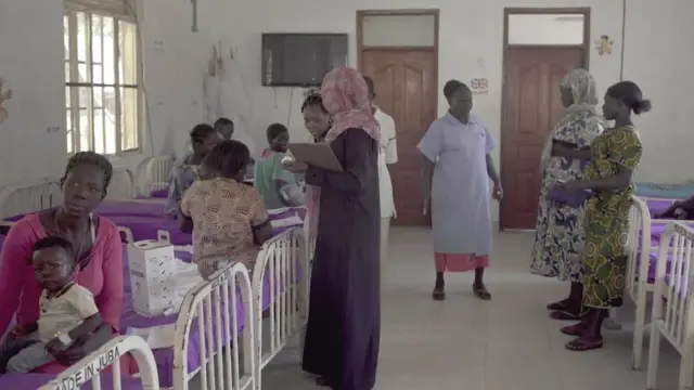 యూనిసెఫ్ శిబిరంలో చిన్నారులు