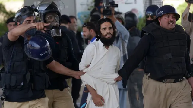 پشاور، احتجاج