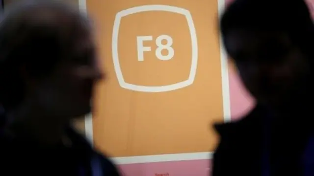 फेसबुक, सोशल मीडिया