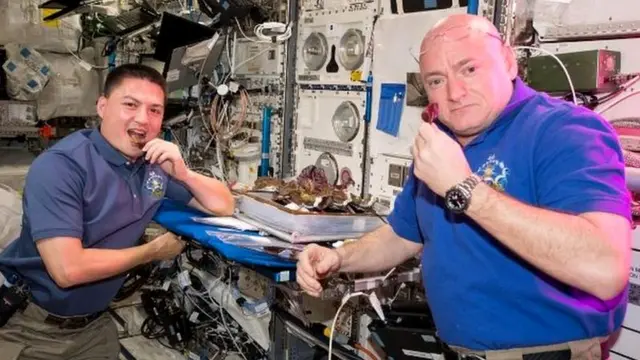 Астронавты