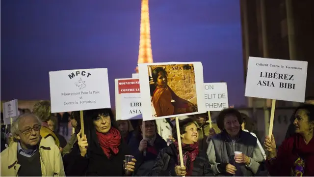 مظاهرو في فرنسا للإفراج عن آسيا بيبي