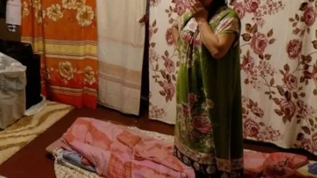 Rus ayol ozining yosh sevgilisi bilan