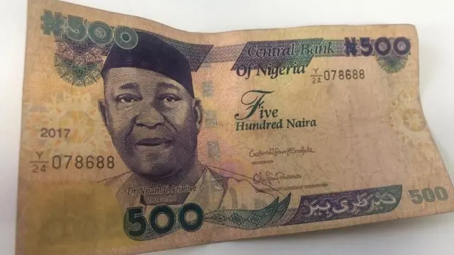 Aworan Nnamdi Azikiwelara owo ẹẹdẹgbẹta Naira