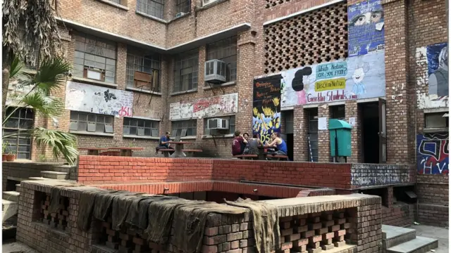 जवाहरलाल नेहरू विश्वविद्यालय