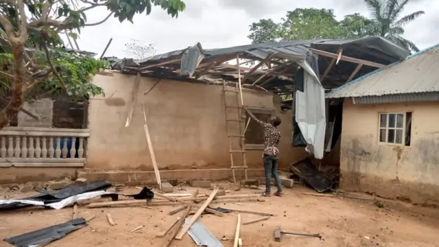 ụLỌ MMIRI MEBIRI