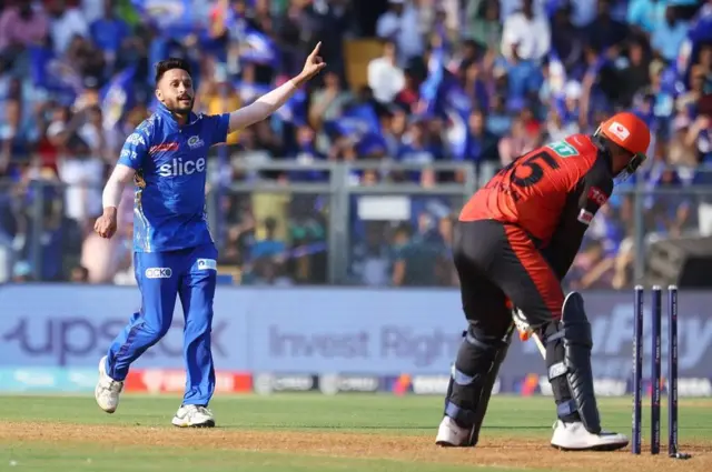 आकाश मधवाल