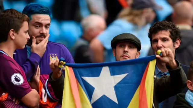 каталонцы на митинге