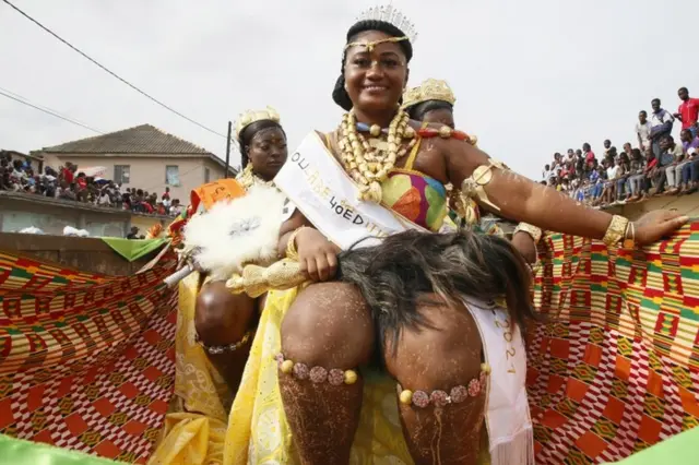 Ivorians take part in a parade on the last day of the Popo Carnival in Bonoua, south of Abidjan.