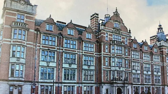 இந்திய ரிசர்வ் வங்கியைத் தொடங்குவதில் டாக்டர் பி ஆர் அம்பேத்கரின் உறுதியான பங்கு