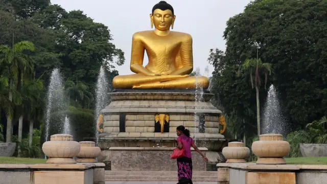 బుద్ధుడి విగ్రహం