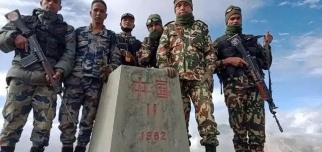 हुम्लानजिकै चिनियाँ भूमिमा नै आफूले भवन बनाएको चिनियाँ पक्षको स्पष्टोक्ति छ