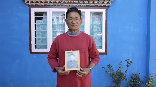 अपनी जवानी की तस्वीर के साथ थुतान चेवांग