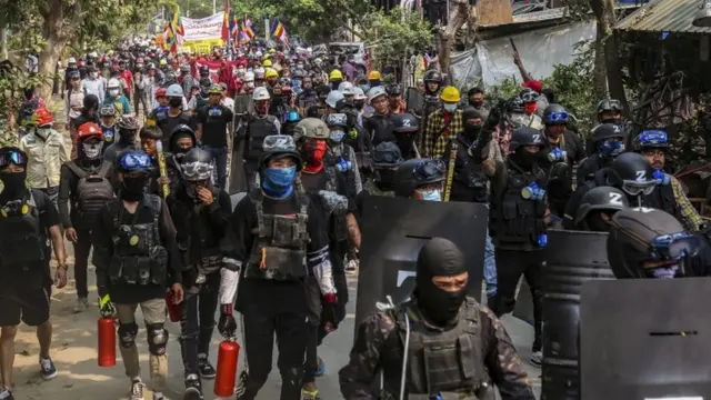 митинг в Мьянме