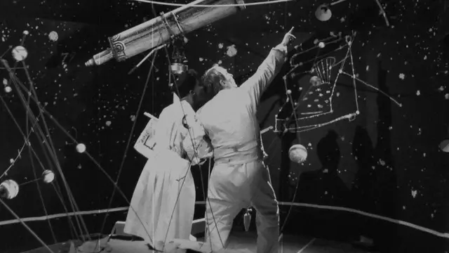 "Отрицание времени"