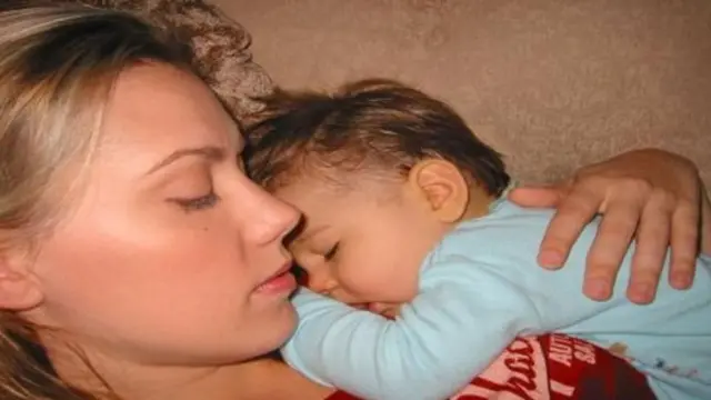 كيندرا سكوت