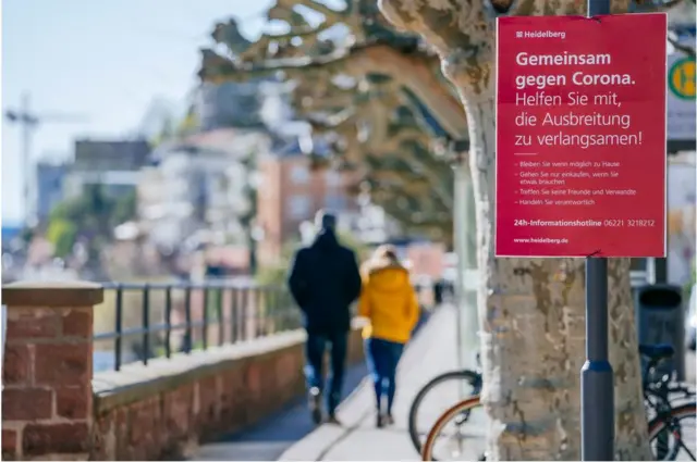 జర్మనీలో ఇద్దరు కంటే ఎక్కువ మంది వ్యక్తులు కలవడంపై నిషేధం