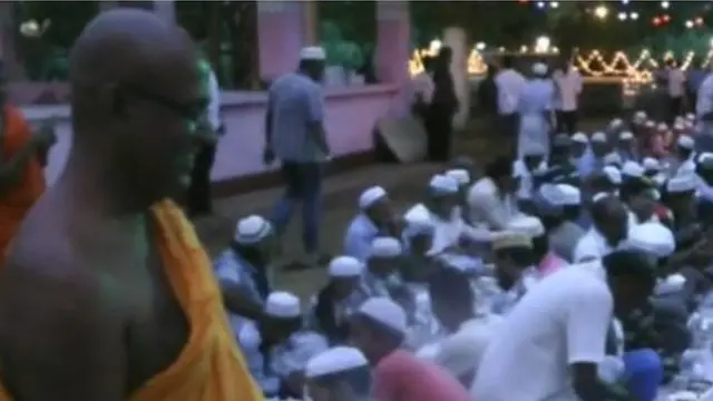 බෞද්ධ විහාරයක රාමදාන් සංග්‍රහයක්