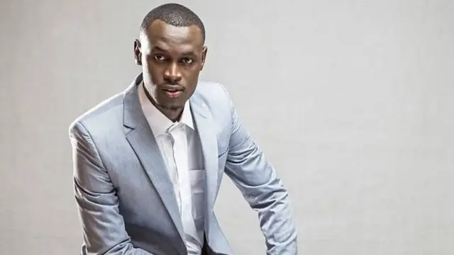 Katika wimbo wake wenye utata 'Wajinga nyinyi' King Kaka aliwakosoa , wabunge na taasisi za umma kwa ufisadi
