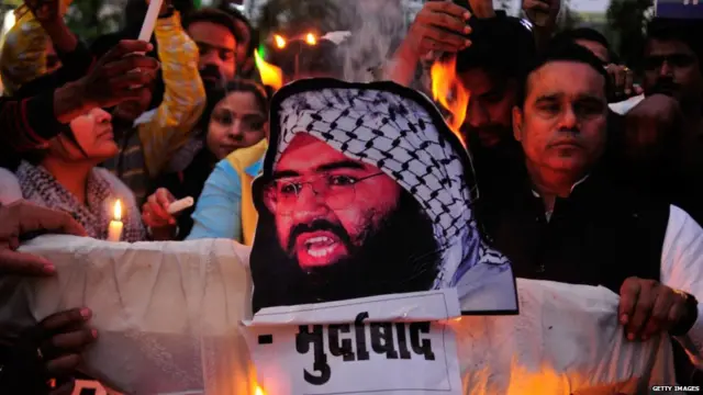 ਪੁਲਵਾਮਾ ਹਮਲੇ ਤੋਂ ਬਾਅਦ ਸੋਸ਼ਲ ਮੀਡੀਆ ’ਤੇ ਕਈ ਤਰੀਕੇ ਦੀਆਂ ਫਰਜ਼ੀ ਖ਼ਬਰਾਂ ਪੇਸ਼ ਕੀਤੀਆਂ ਜਾ ਰਹੀਆਂ ਹਨ