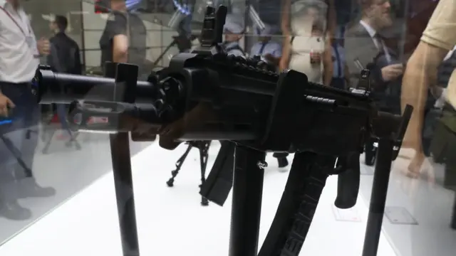 Малогабаритный автомат АМ-17