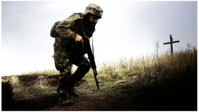 Військовий