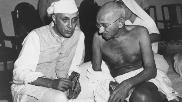 गांधी और जवाहर लाल नेहरू