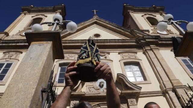 Nossa Senhora Aparecida: 10 perguntas sobre a santa padroeira do Brasil  que, 300 anos depois, continuam sem respostas definitivas - BBC News Brasil