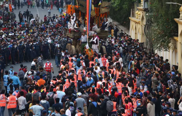 सेतो मच्छिन्द्रनाथको जात्रा