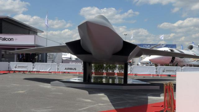 Макет истребителя, который станет компонентом FCAS, показали на авиасалоне Ле Бурже в 2019 году