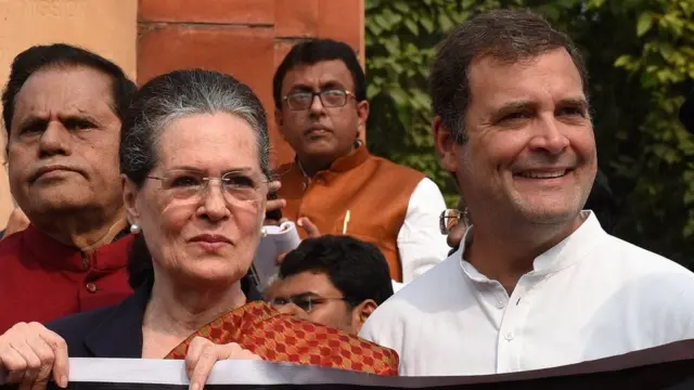 સોનિયા ગાંધી અને રાહુલ ગાંધી