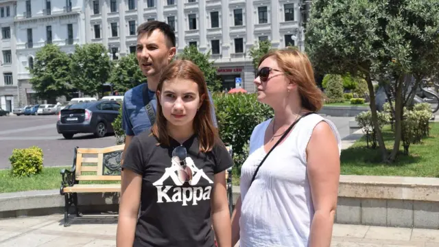 Антон Сухорослов с семьей