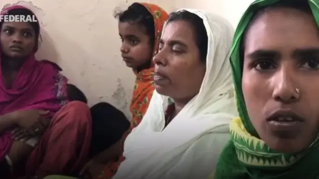 ব্যাঙ্গালোরে ধৃত আরও কয়েকজন নারী। ২৬ অক্টোবর, ২০১৯