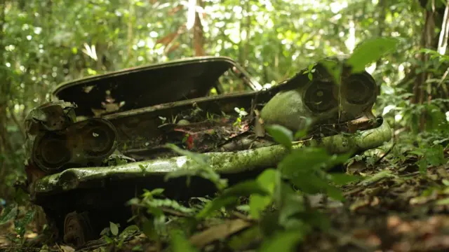 Carro abandonado no Darién