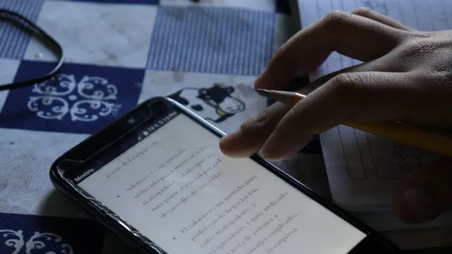 El celular de Valeria Torres.