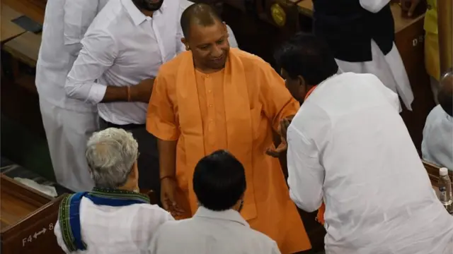 योगी आदित्यनाथ