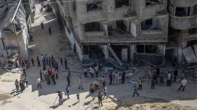 dhismayaal dagaalka ku burburiyey