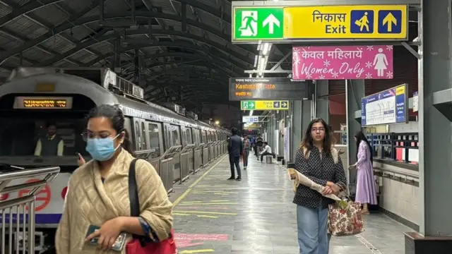 Деҳли вокзалларидан бири