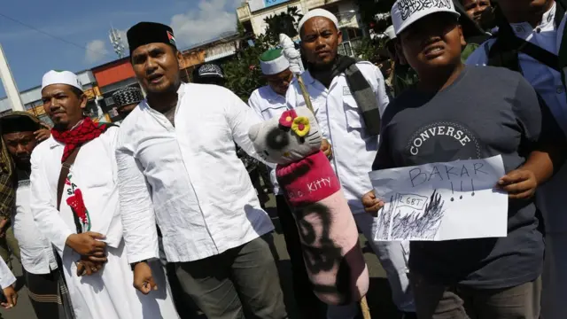 Protes anti-LGBT di Aceh.