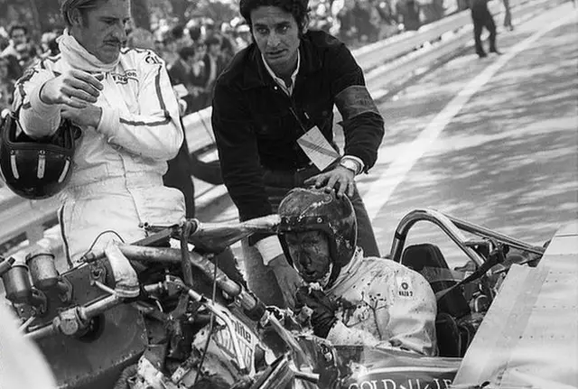 Graham Hill, Jochen Rindt, Lotus-Ford 49B, Grand Prix of Spain, Montjuic, 04 May 1969. Jochen Rindt after his accident caused by a rear wing failure