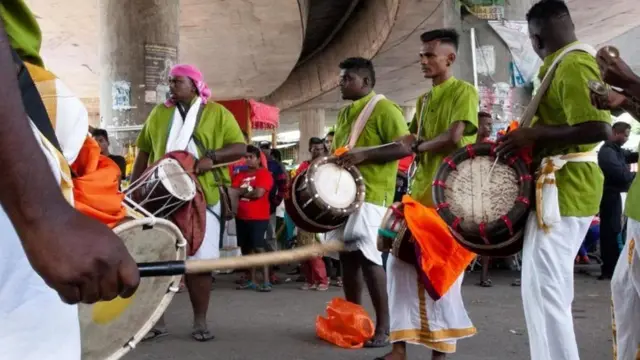 ઢોલ-નગારા